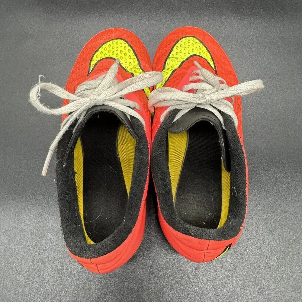 Nike Hypervenom Phelon Futbol Soccer Youth Size 2.5Y (599062-690) Womens size 4